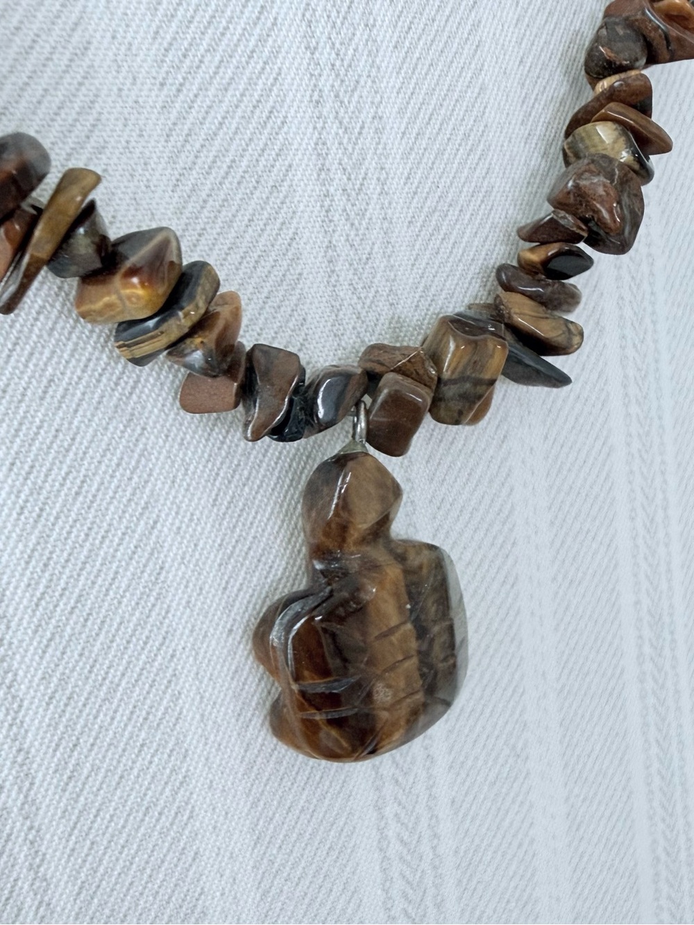 Natural Tiger's Eye Chip Bead Necklace Carved Turtle Pendant Boho 16”- 18"